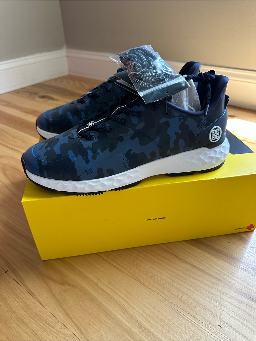 G/FORE Men's Navy Camo Golf shoes - Picture 3 of 6